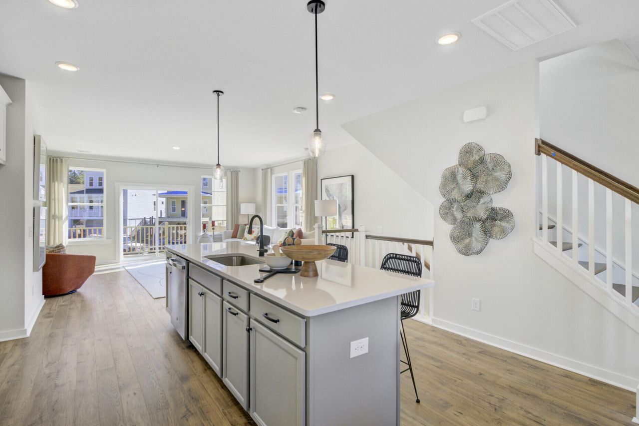 435 Caledon Court Photo 26