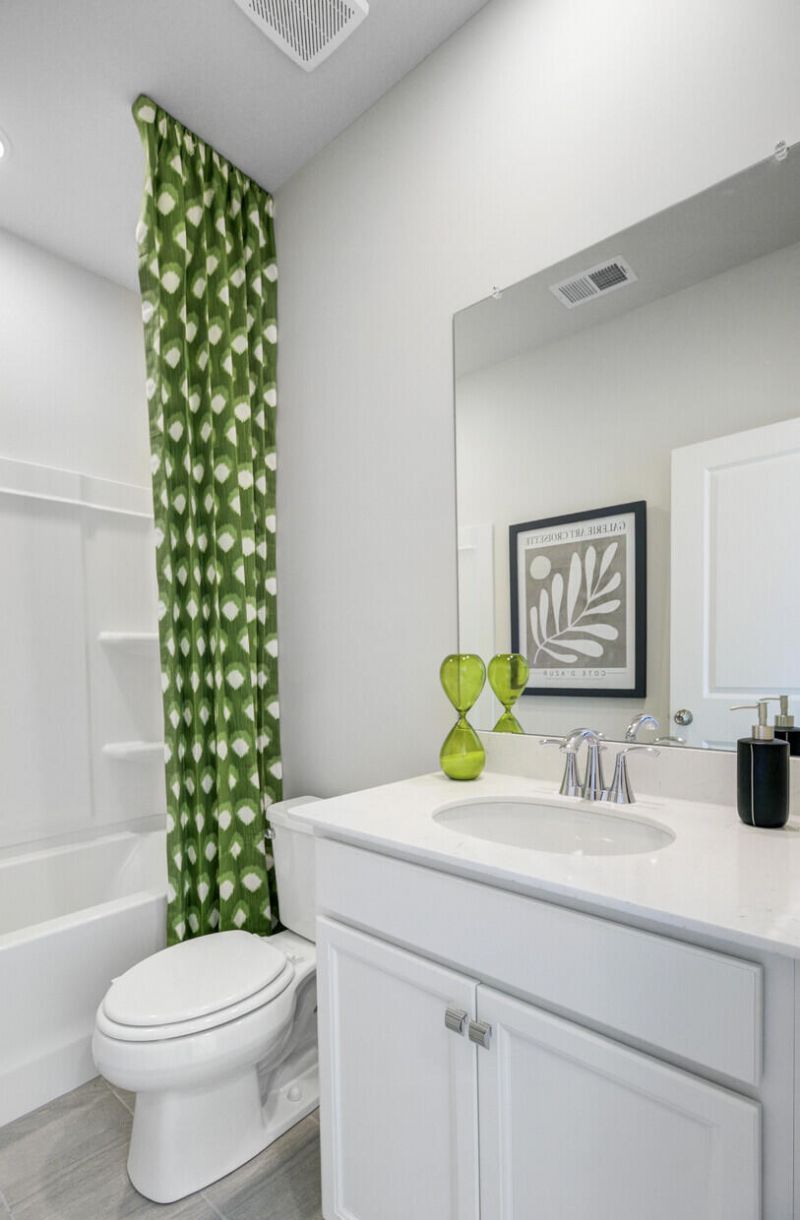 435 Caledon Court Photo 43