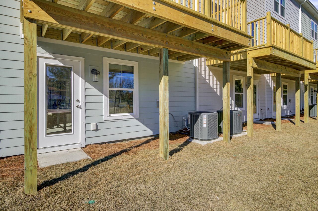 435 Caledon Court Photo 46