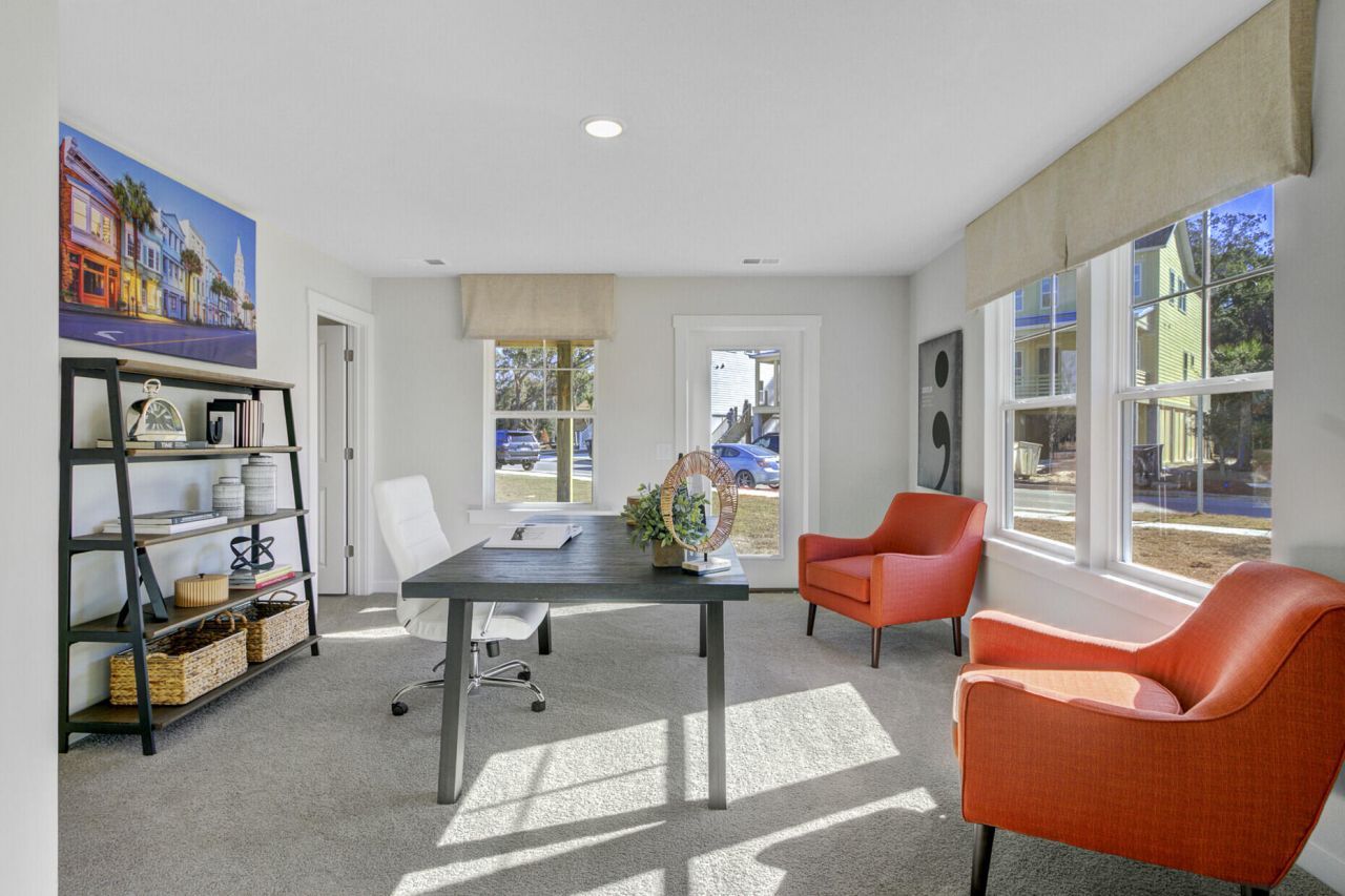 435 Caledon Court Photo 8