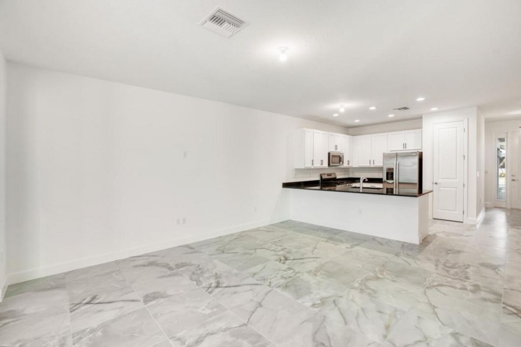 13422 SW Brightside Way, Port Saint Lucie, FL 34987 Photo