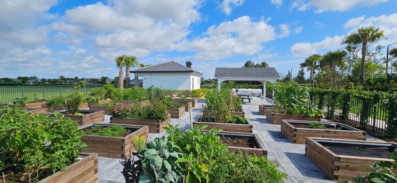 13422 SW Brightside Way, Port Saint Lucie, FL 34987 Photo