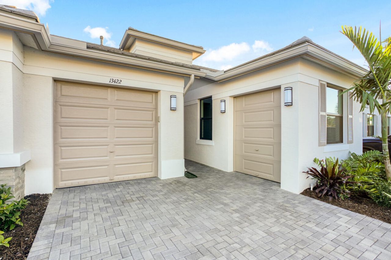 13422 SW Brightside Way, Port Saint Lucie, FL 34987 Photo