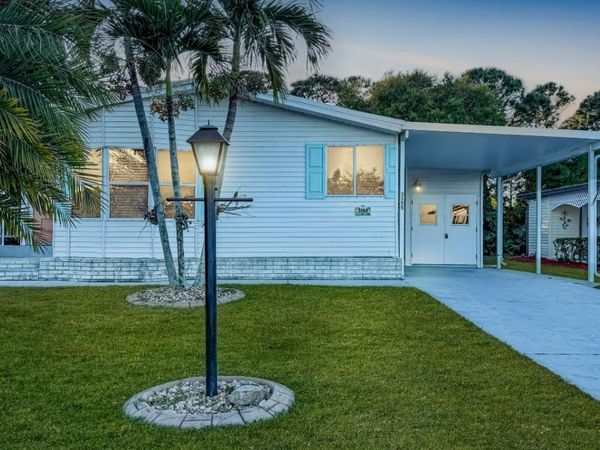3155 Columbrina Circle, Port St. Lucie, FL 34952