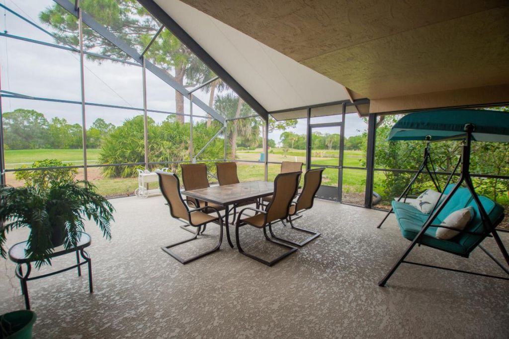 413 SW Jefferson Circle, Port Saint Lucie, FL 34986 Photo