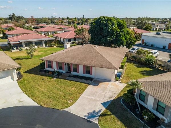 771 VIVIENDA SOUTH COURT, Unit 9, VENICE, FL 34293