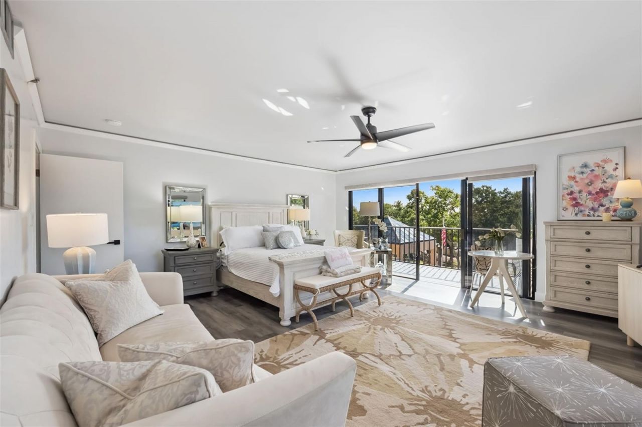 7550 Hinson Street, Unit 4b, Orlando, FL 32819 Photo