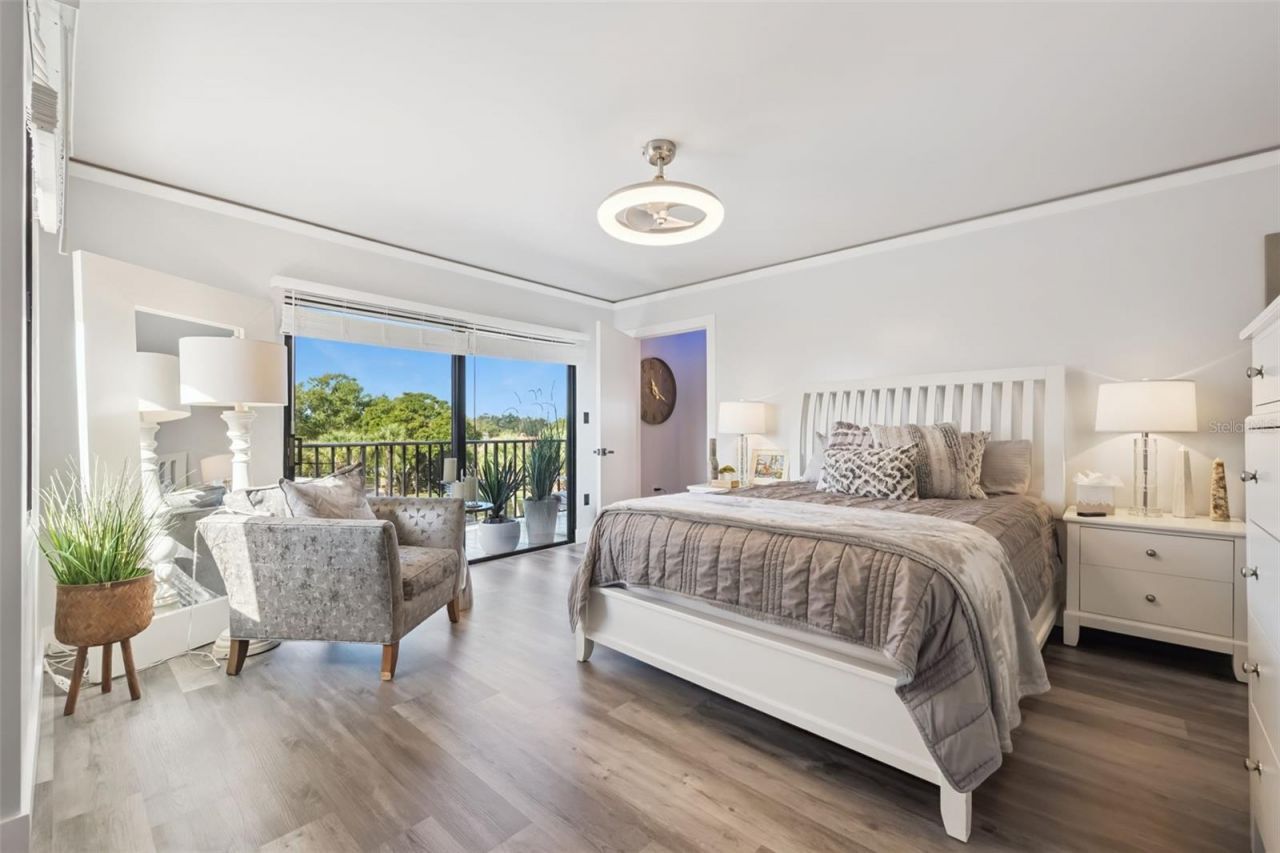 7550 Hinson Street, Unit 4b, Orlando, FL 32819 Photo
