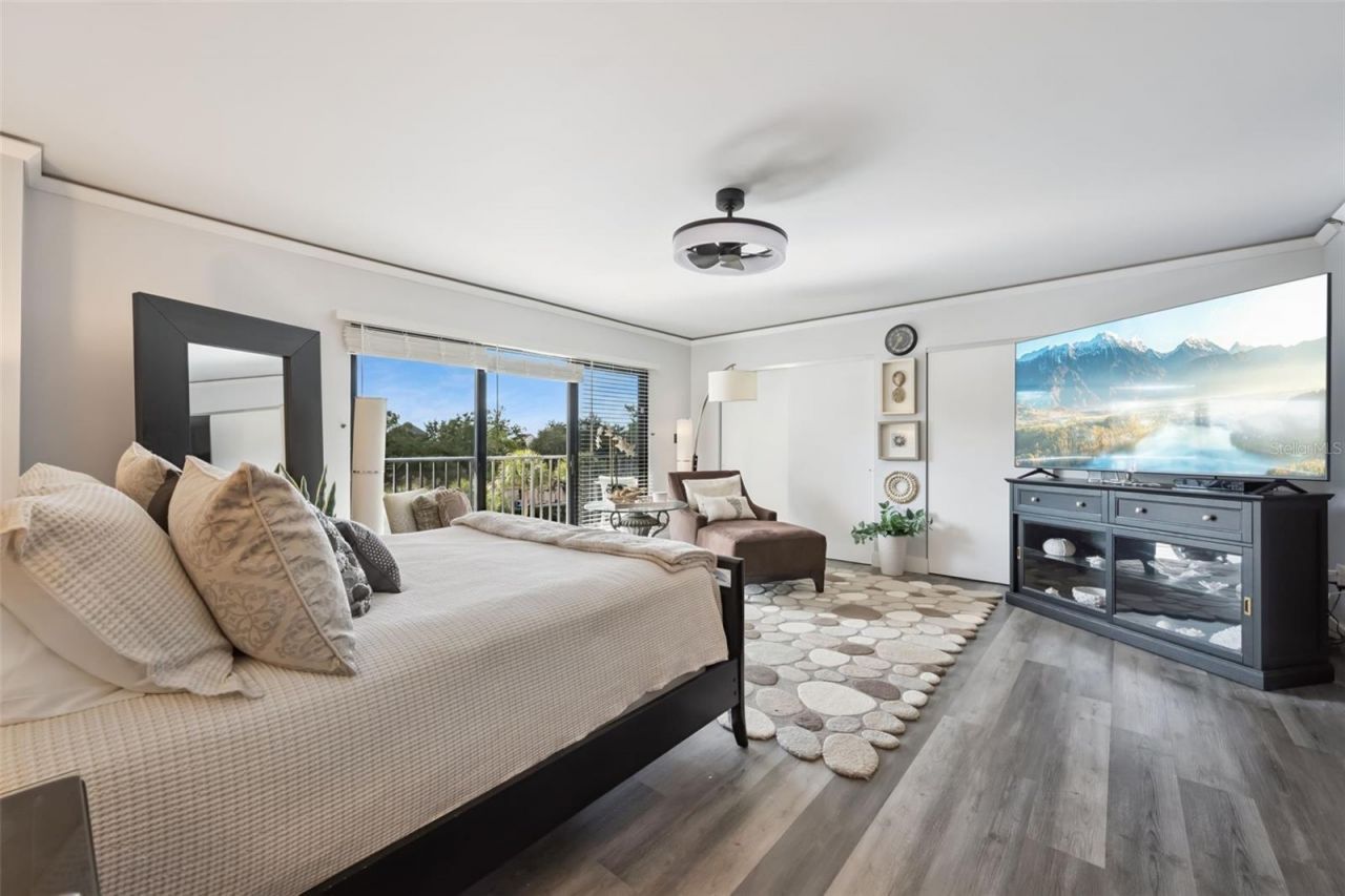 7550 Hinson Street, Unit 4b, Orlando, FL 32819 Photo