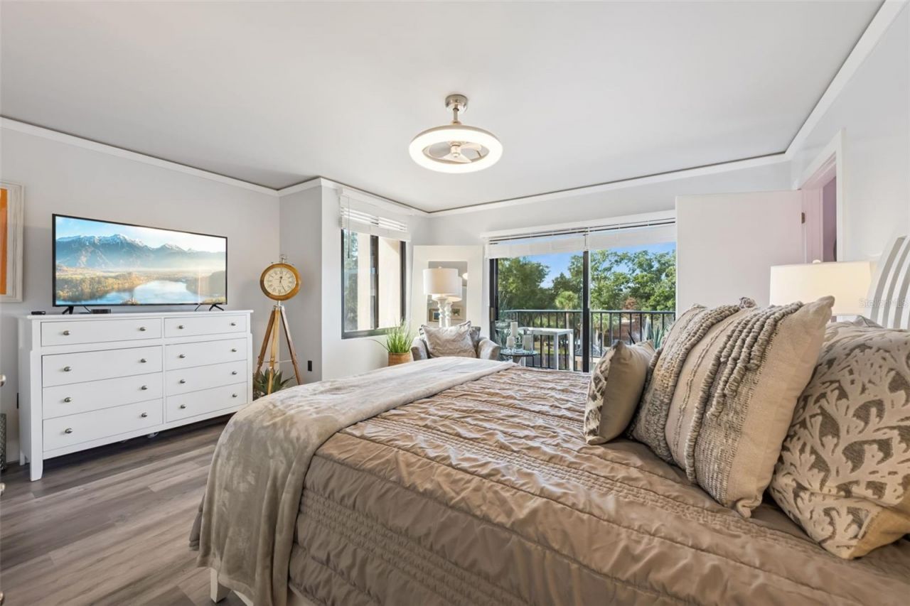 7550 Hinson Street, Unit 4b, Orlando, FL 32819 Photo