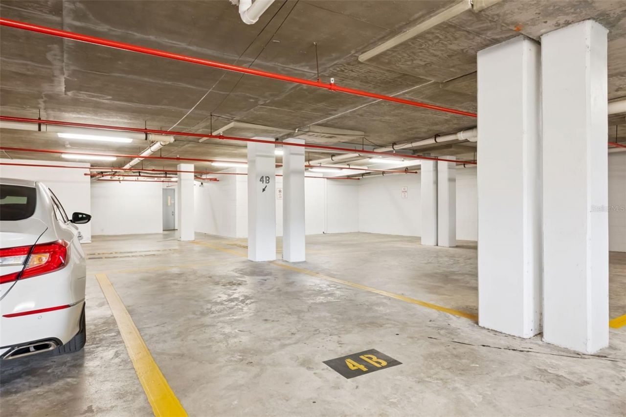 7550 Hinson Street, Unit 4b, Orlando, FL 32819 Photo