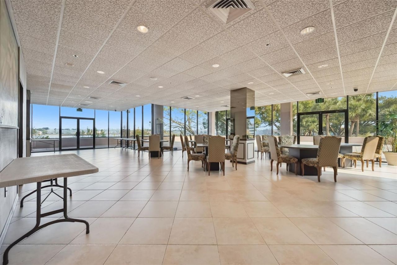 7550 Hinson Street, Unit 4b, Orlando, FL 32819 Photo