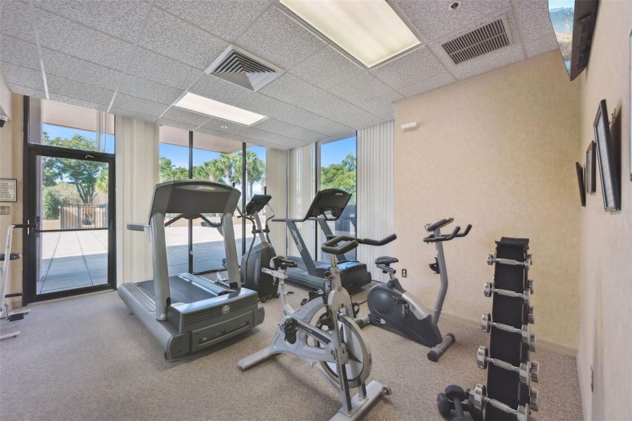 7550 Hinson Street, Unit 4b, Orlando, FL 32819 Photo
