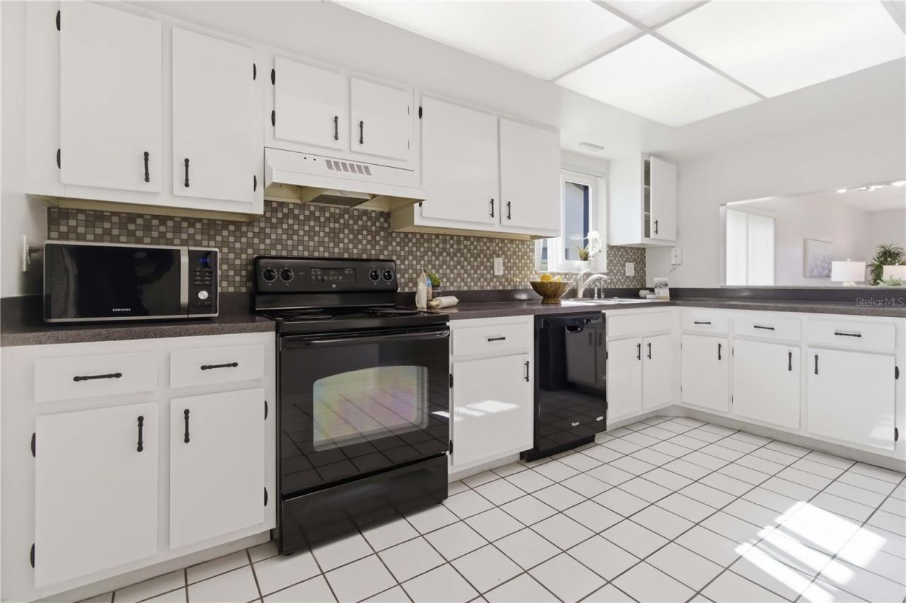 5807 N Atlantic Avenue, Unit 421, Cape Canaveral, FL 32920 Photo