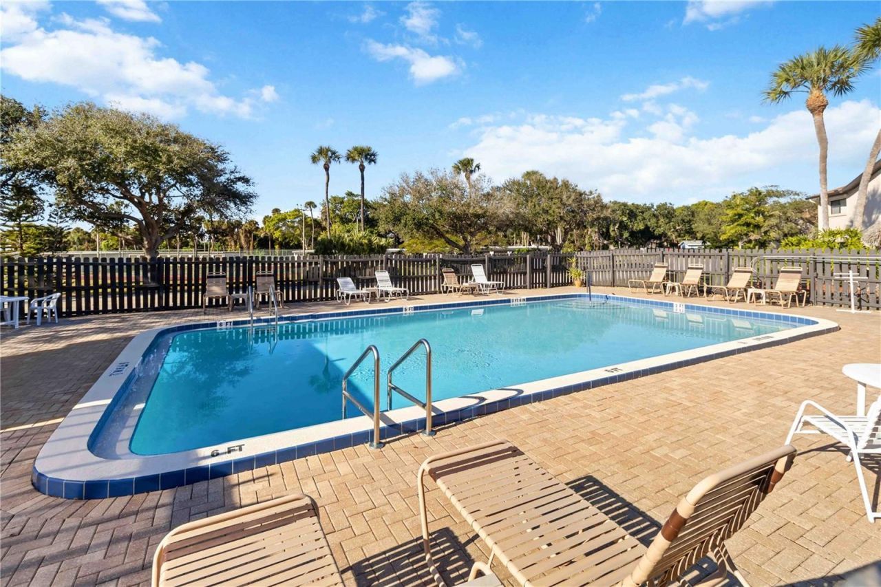 5807 N Atlantic Avenue, Unit 421, Cape Canaveral, FL 32920 Photo