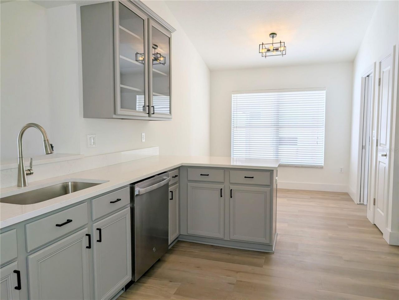 24425 Summer Wind Court, Lutz, FL 33559 Photo