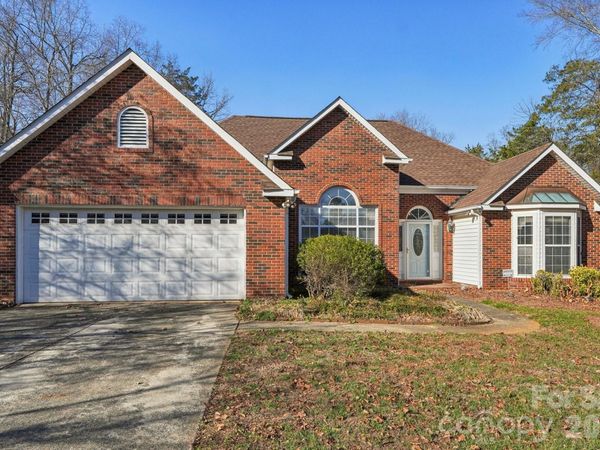 12408 Sandringham Place, Charlotte, NC 28262
