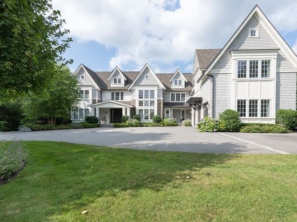 8 Hidden Road, Weston, MA 02493