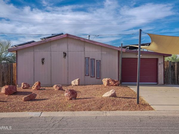 317 PERETZ Circle, Morristown, AZ 85342