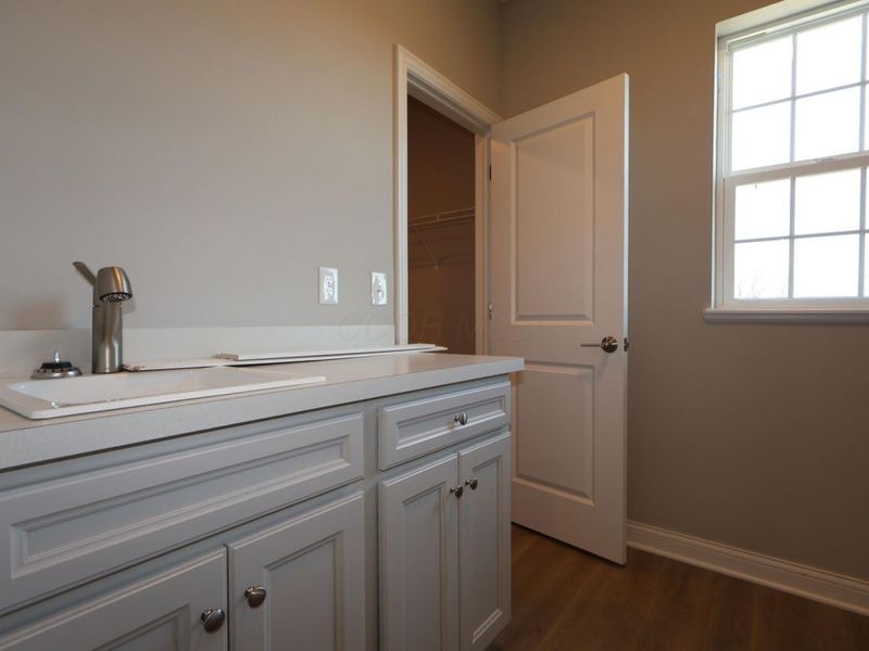 6952 Corsican Loop N, Hilliard, OH 43026 Photo 11