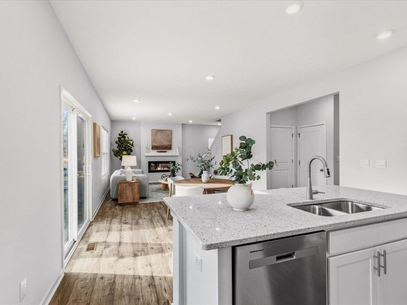 211 Sterndale Drive, Pickerington, OH 43147 Photo 7