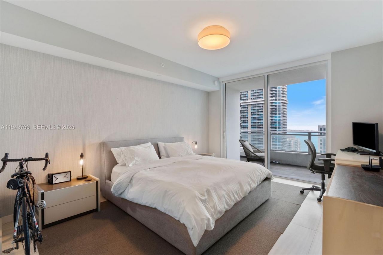 1080 Brickell Ave , Unit 3702, Miami, FL 33131 Photo