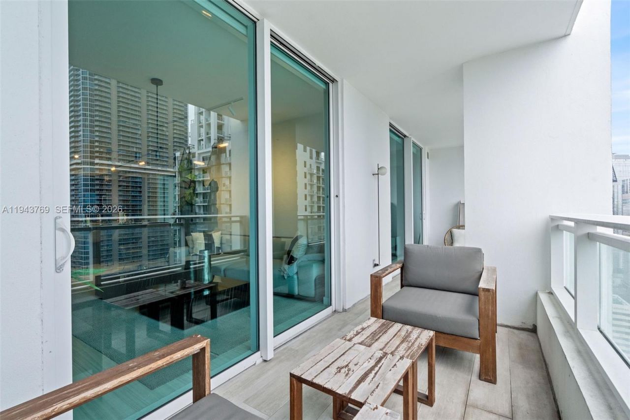 1080 Brickell Ave , Unit 3702, Miami, FL 33131 Photo