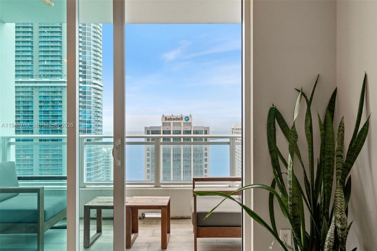 1080 Brickell Ave , Unit 3702, Miami, FL 33131 Photo