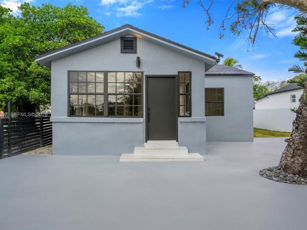 1995 NW 58th St, Miami, FL 33142