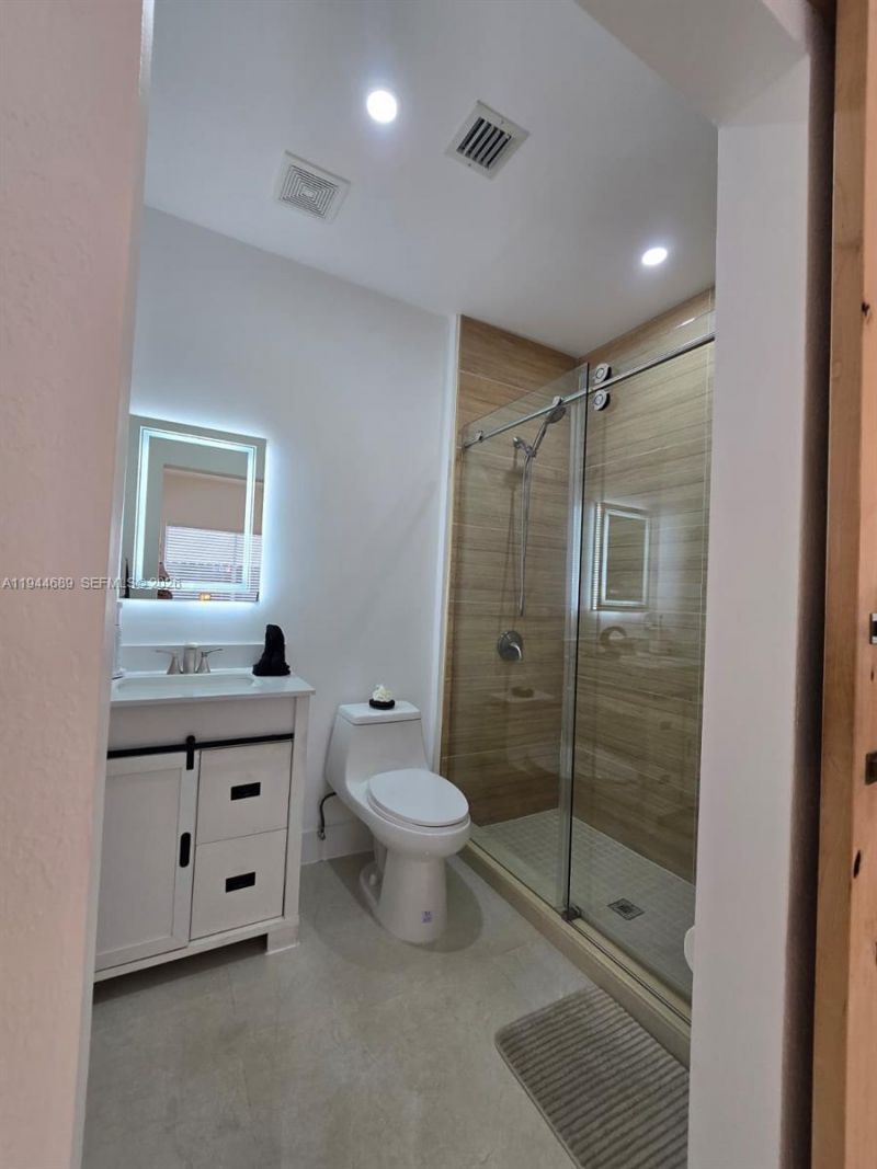 1680 SW 154th Path, Miami, FL 33185 Photo