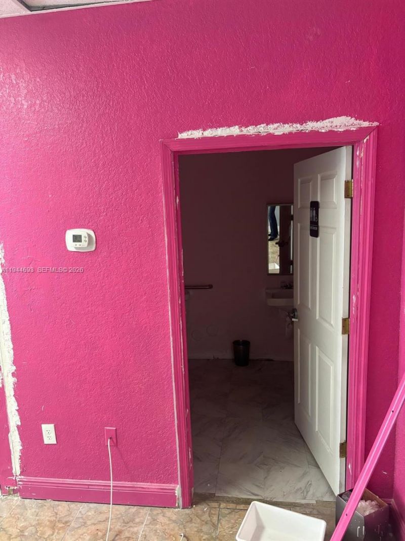 3401 N State Road 7 , Unit B-7, Lauderdale Lakes, FL 33319 Photo