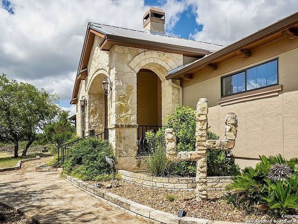 1112 Kendall Jackson, Comfort, TX 78013