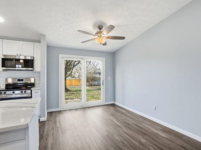 1295 Hathersage Place, Galloway, OH 43119 Photo 12