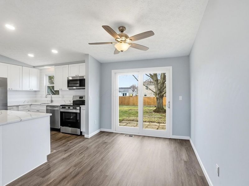 1295 Hathersage Place, Galloway, OH 43119 Photo 13