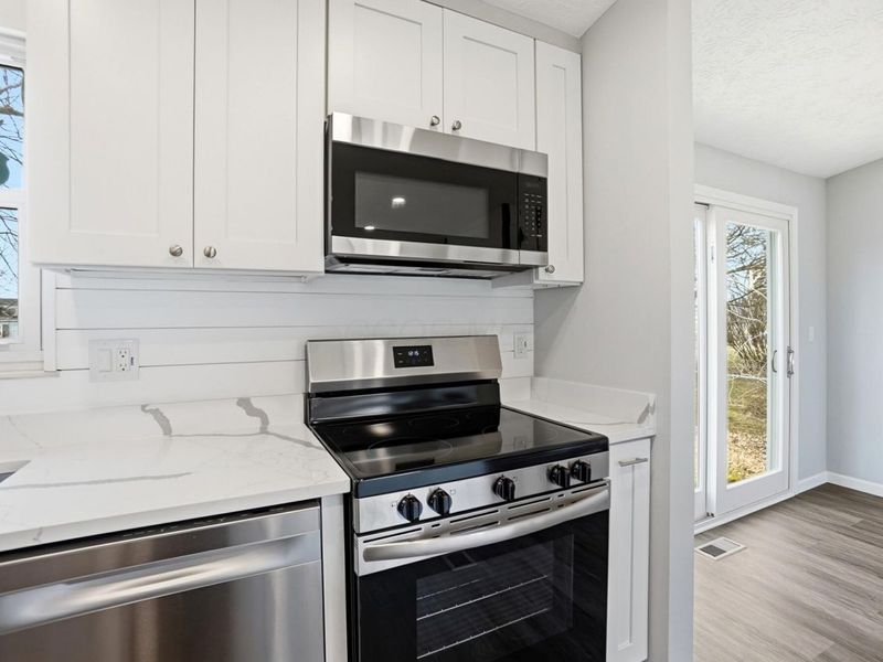 1295 Hathersage Place, Galloway, OH 43119 Photo 20