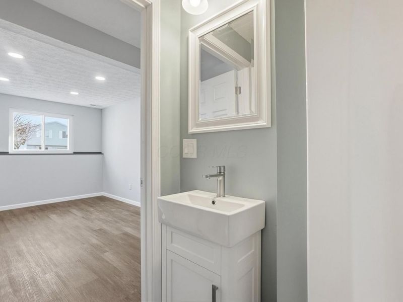 1295 Hathersage Place, Galloway, OH 43119 Photo 38