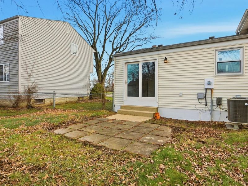 1295 Hathersage Place, Galloway, OH 43119 Photo 46