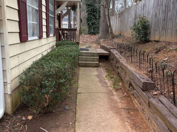 1317 Surrey Lane SW, Marietta, GA 30008