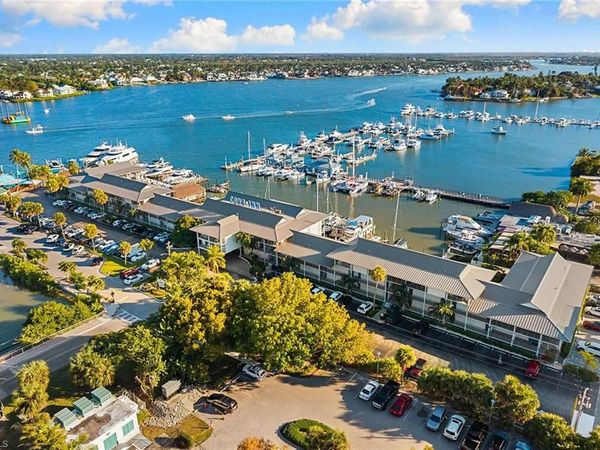 900 Broad AVE S, Unit 110, NAPLES, FL 34102