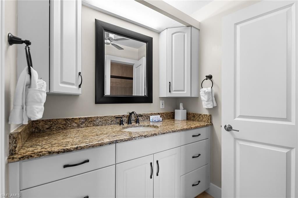 900 Broad Ave S, Unit 110, Naples, FL 34102 Photo