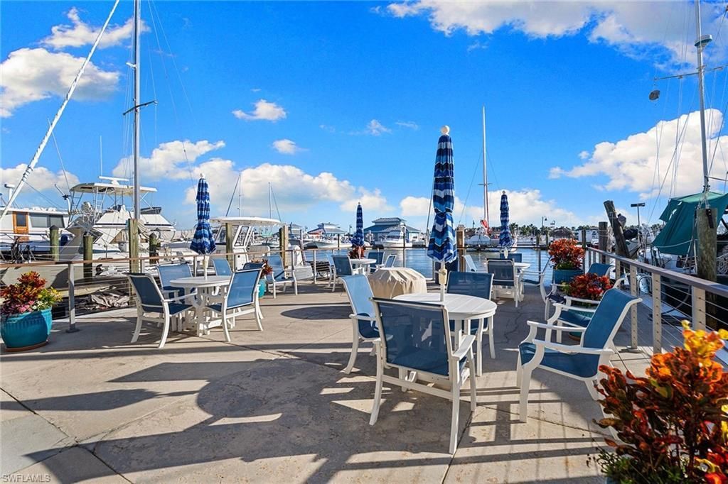 900 Broad Ave S, Unit 110, Naples, FL 34102 Photo