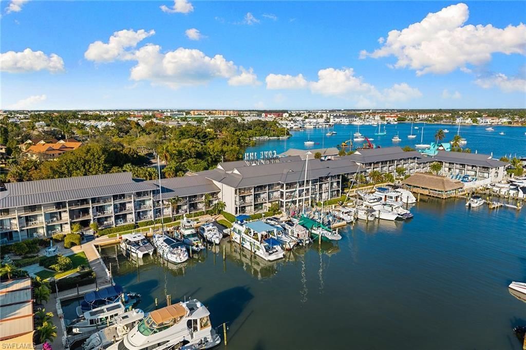 900 Broad Ave S, Unit 110, Naples, FL 34102 Photo