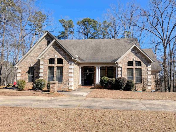 1325 Ridgeview, Camden, AR 71701