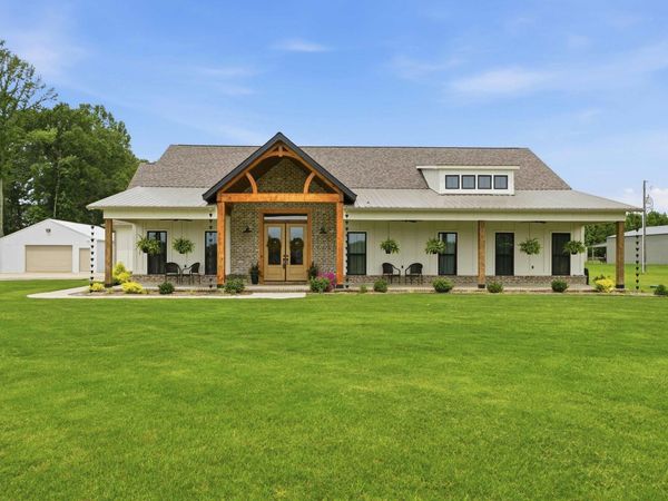 24 Downwind Avenue, Greenbrier, AR 72058