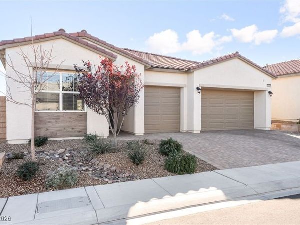 10221 Copper Meadow Avenue, Las Vegas, NV 89166