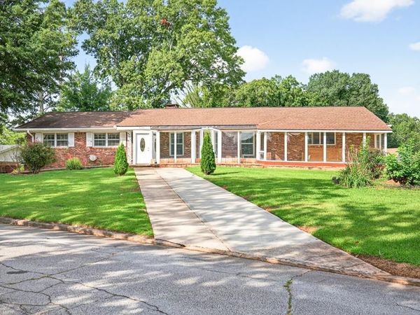 3724 Chavers Place, Stone Mountain, GA 30083