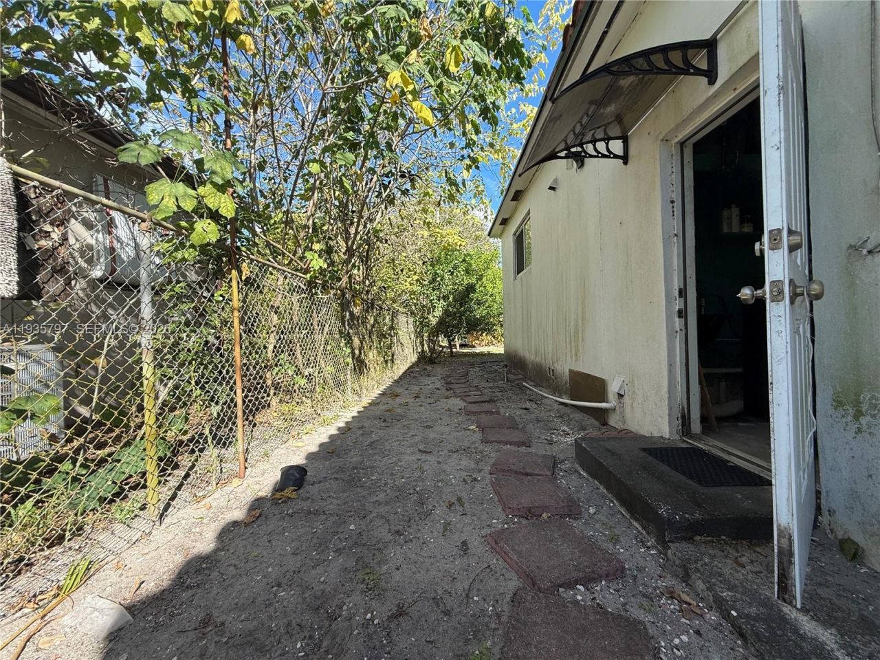 79 NW 143rd St , Miami, FL 33168 Photo