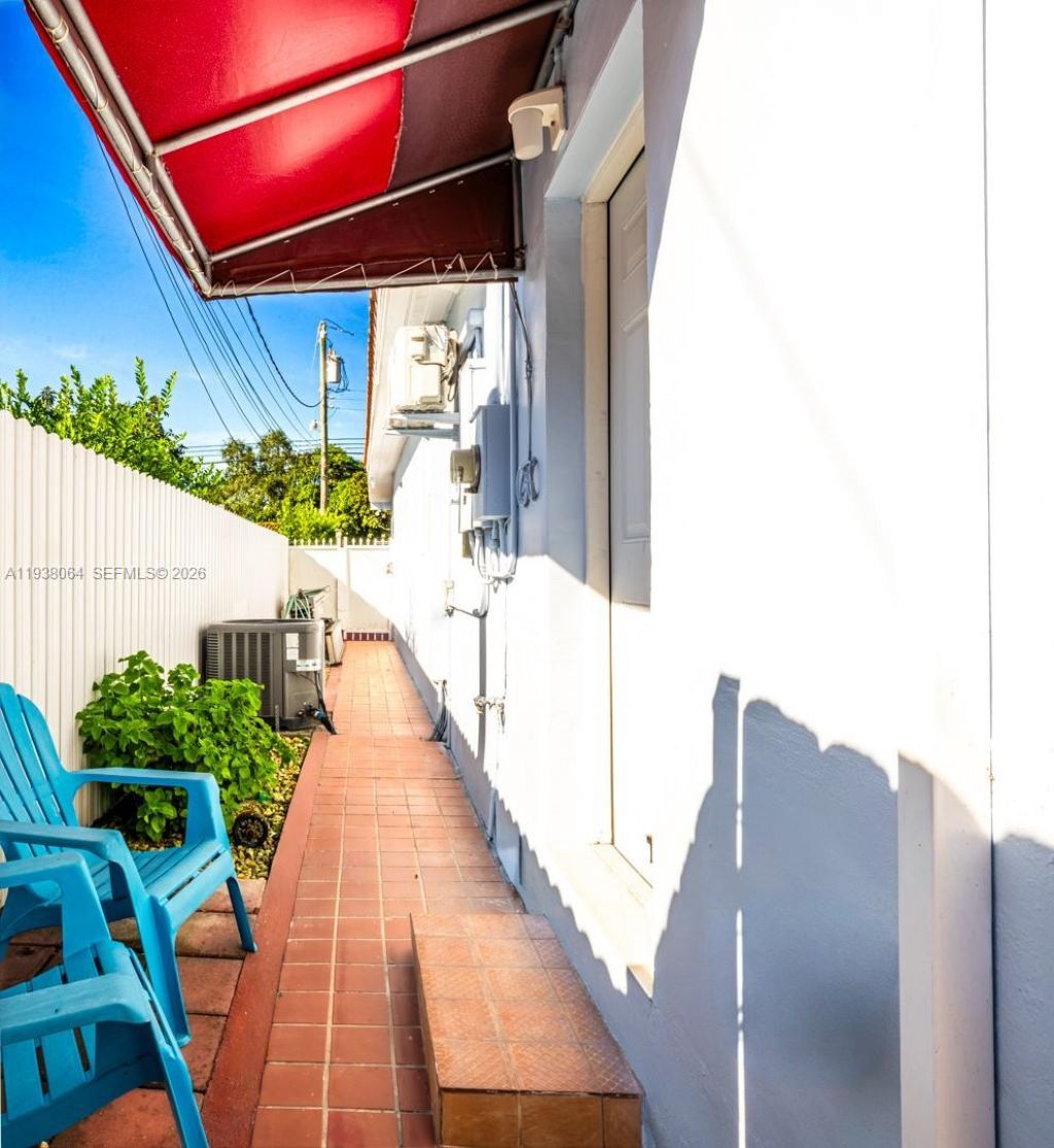 1937 SW 57th Ct, Miami, FL 33155 Photo