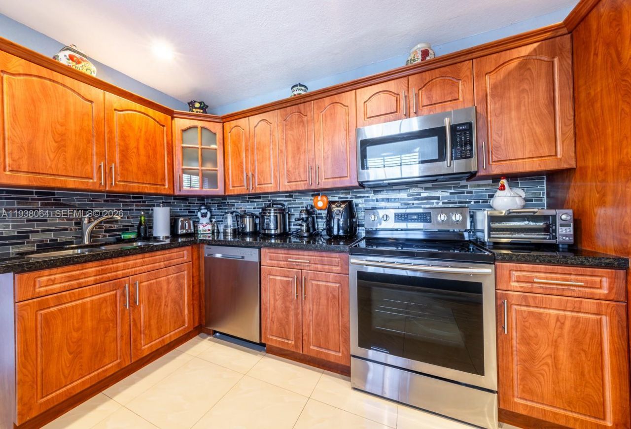 1937 SW 57th Ct, Miami, FL 33155 Photo