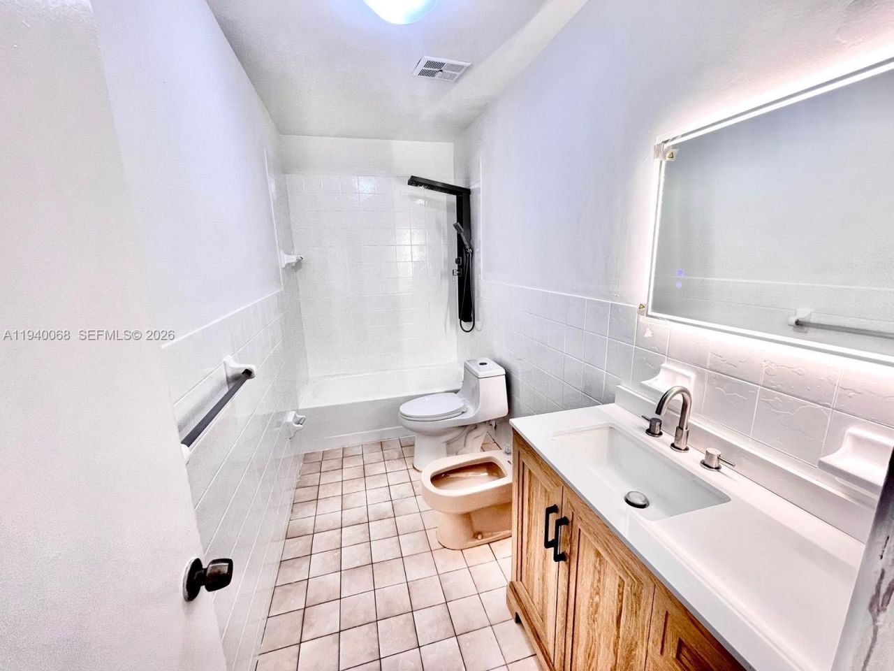 1348 SW 2nd St, Unit 8, Miami, FL 33135 Photo